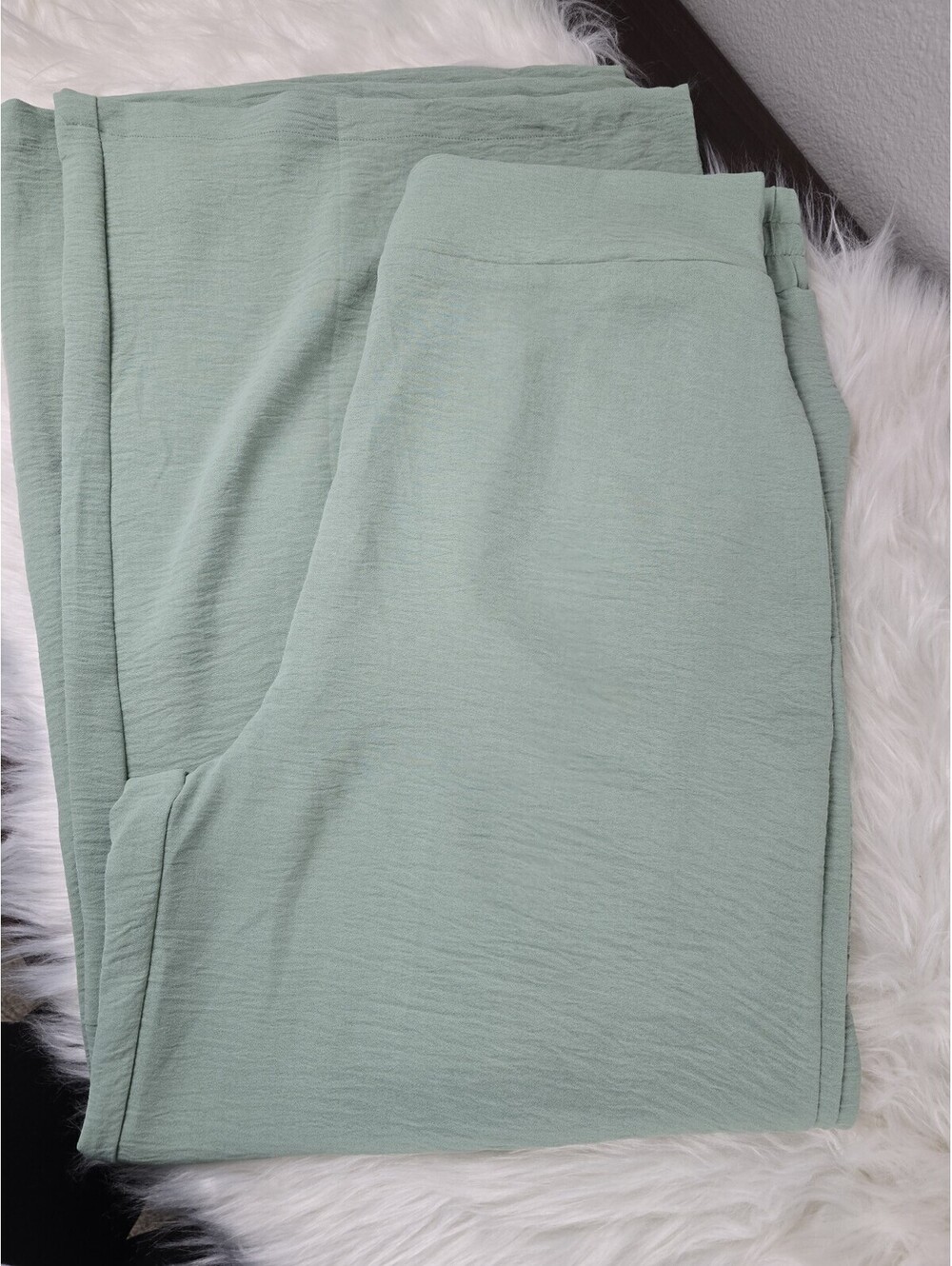 Womens Large  LIGHT Green Summer 2 Piece Flowy Pant Set Top With Pants - Picture 5 of 5